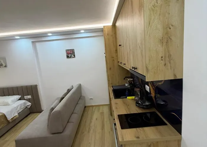 Chill Bllok * Tirana