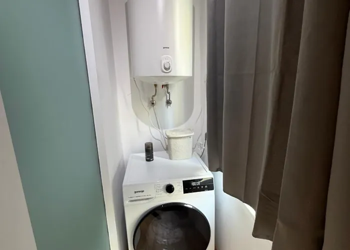 Chill Bllok * Tirana