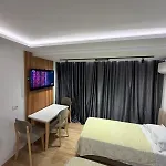 Chill Bllok Apartment