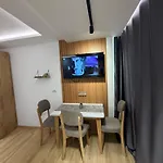 Chill Bllok Apartment
