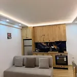Apartment Chill Bllok *
