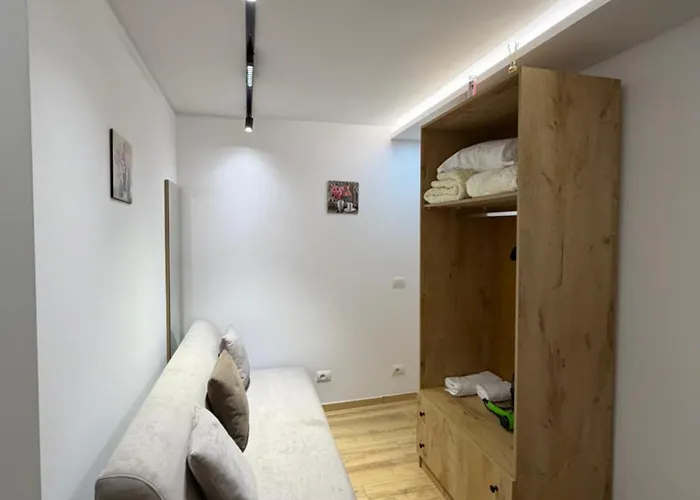 Apartment Chill Bllok Tirana